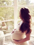 輸卵管積水為何降低試管懷孕嬰兒成功率？